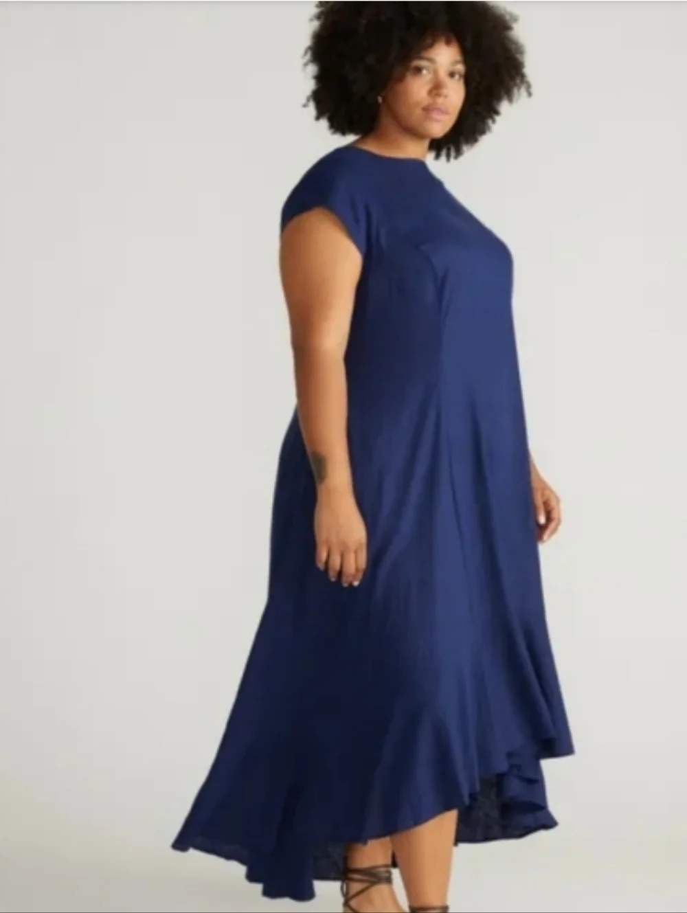 Universal Standard Sunset Linen Flounce Dress In Cenote (Size S/14-16) - Picture 3 of 12